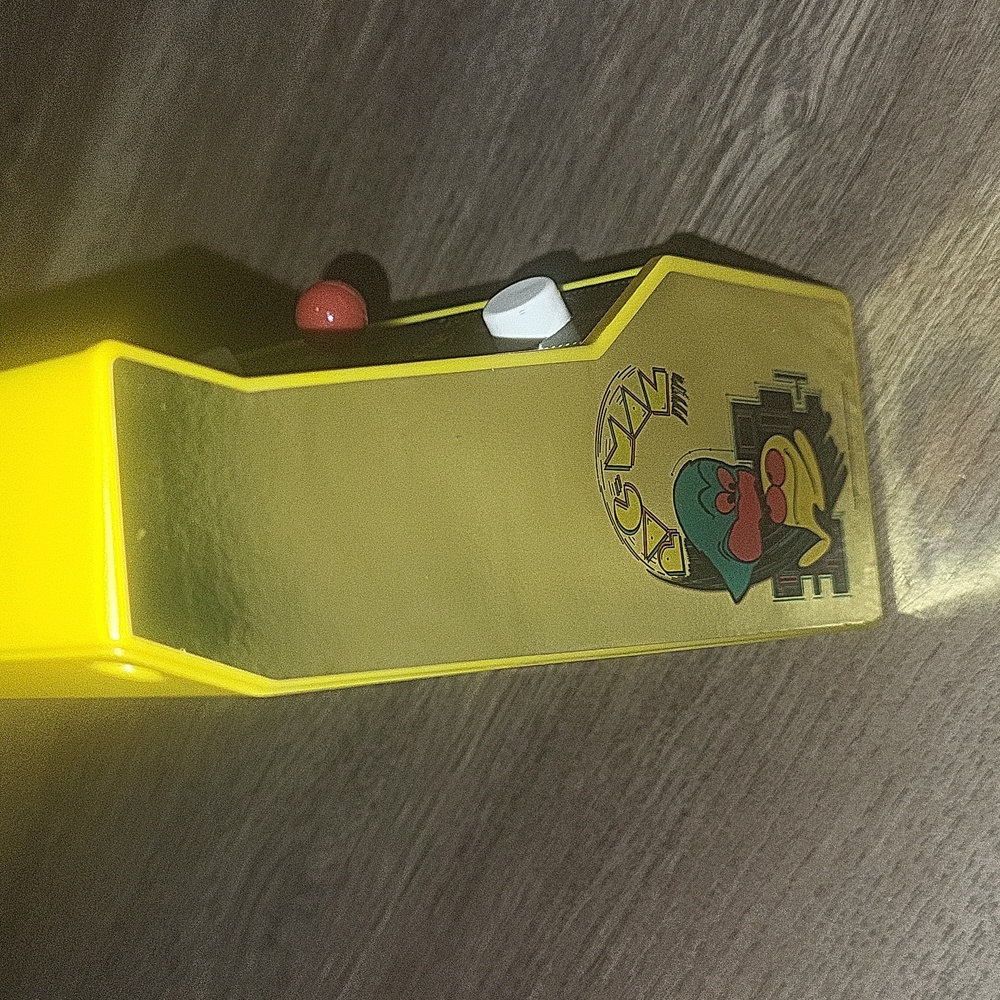 Retro Mini Arcade Game - Yellow Pac Man - Picture 5 of 7